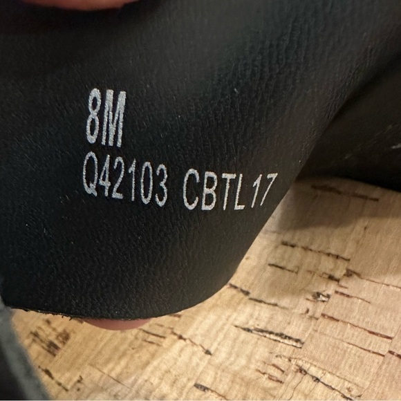 Korks Tidal Sandals Women's Size 8M Shoes Slides Double Strap Black Leather - Picture 7 of 7